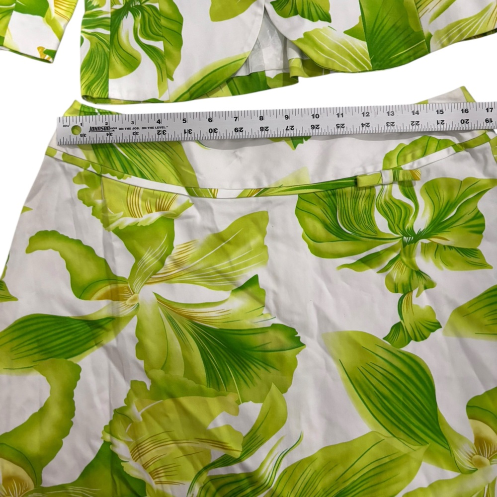 I. N. Studio Petite Green /White Leaf Print Blazer& Skirt Set-size 10 - Picture 6 of 9